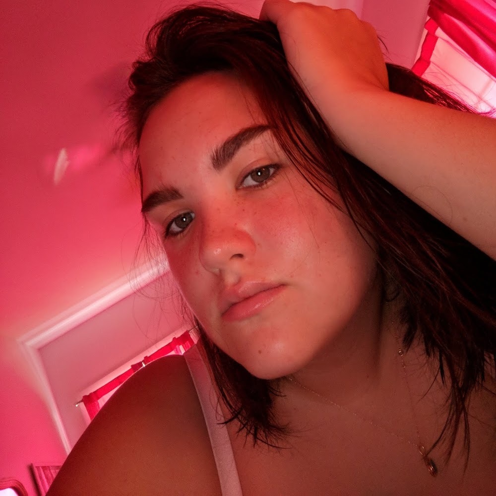 Meet your Posher, Alexandra